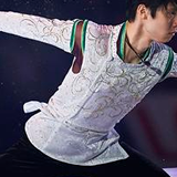 羽生結弦くんの15-16年シーズンのフリープログラム衣装写真(SEIMEI)